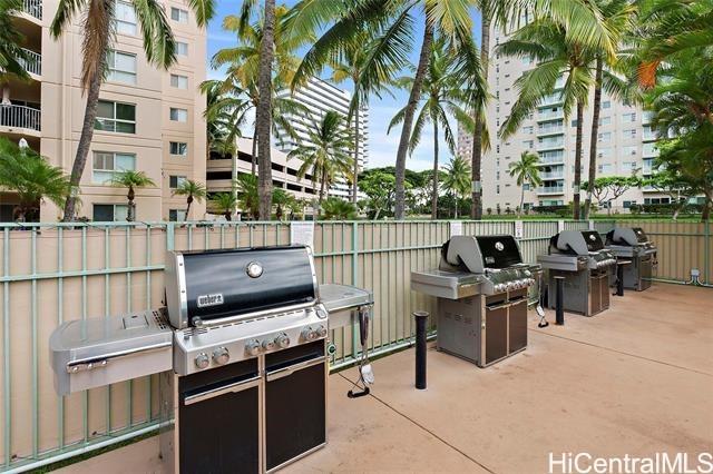 Country Club Village 3 condo # 119, Honolulu, Hawaii - photo 19 of 21