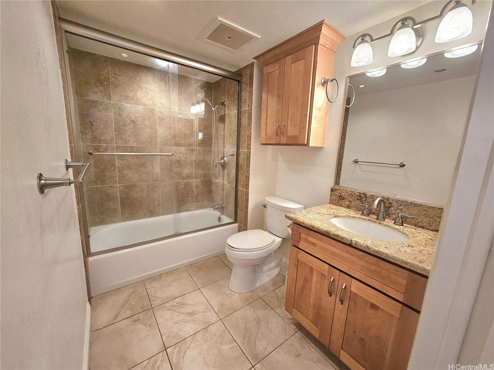 Country Club Village 3 condo # 316, Honolulu, Hawaii - photo 17 of 25