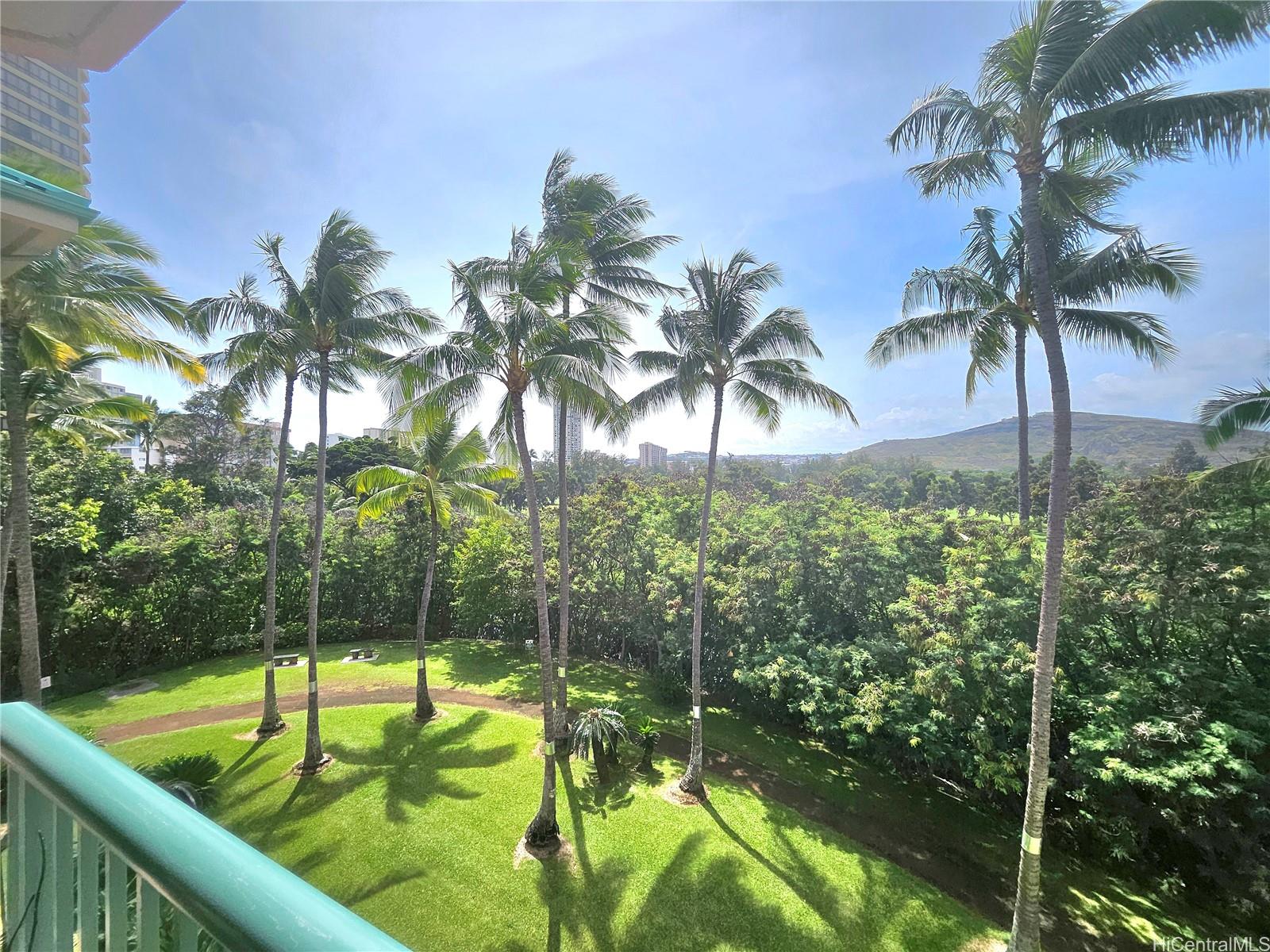 Country Club Village 3 condo # 316, Honolulu, Hawaii - photo 18 of 25