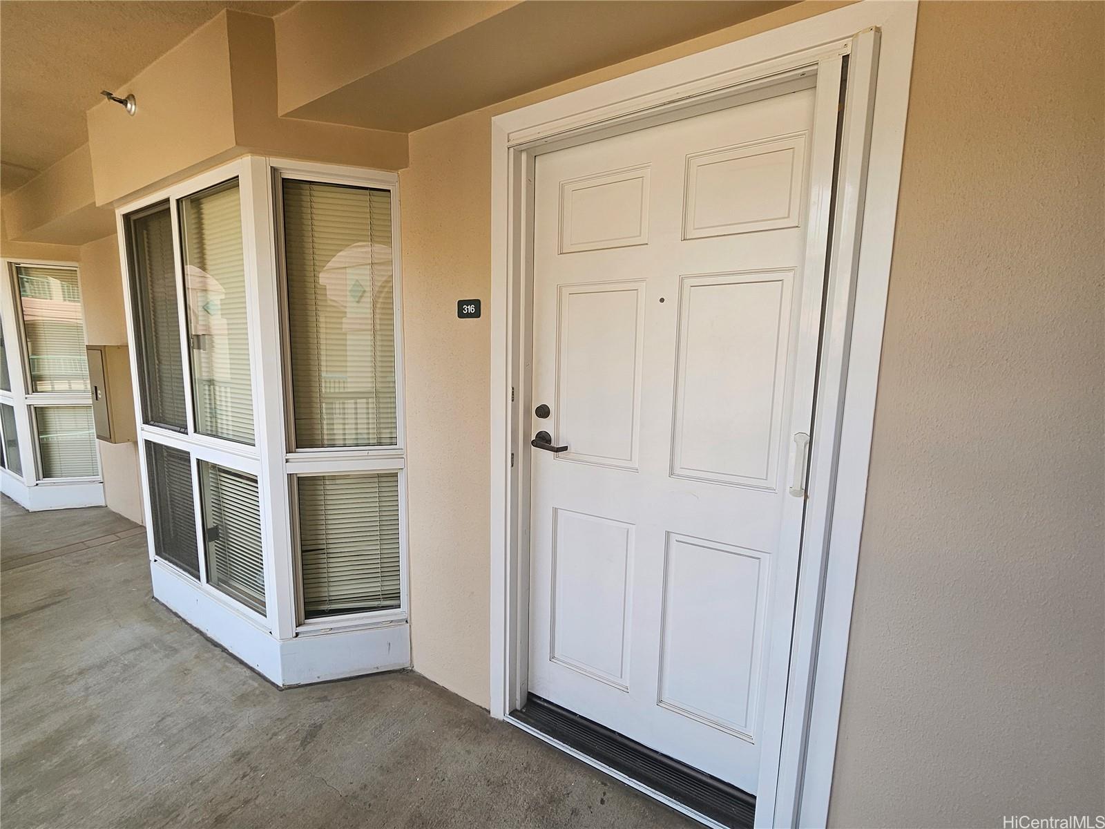 Country Club Village 3 condo # 316, Honolulu, Hawaii - photo 20 of 25