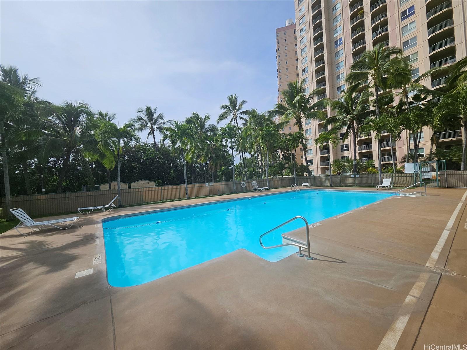 Country Club Village 3 condo # 316, Honolulu, Hawaii - photo 22 of 25