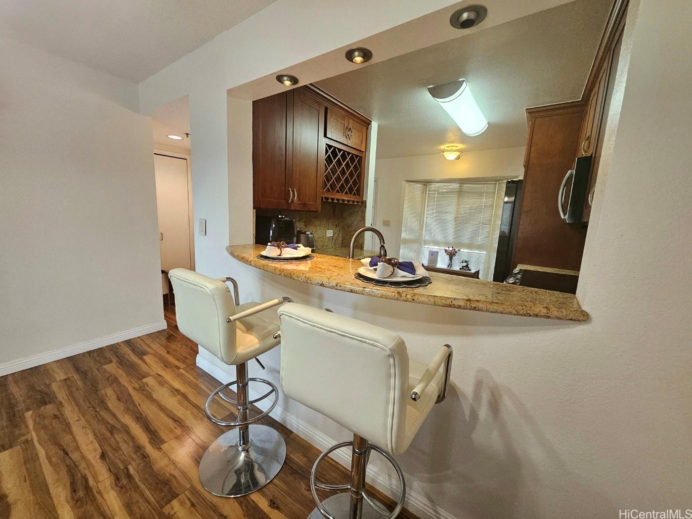 Country Club Village 3 condo # 316, Honolulu, Hawaii - photo 10 of 25