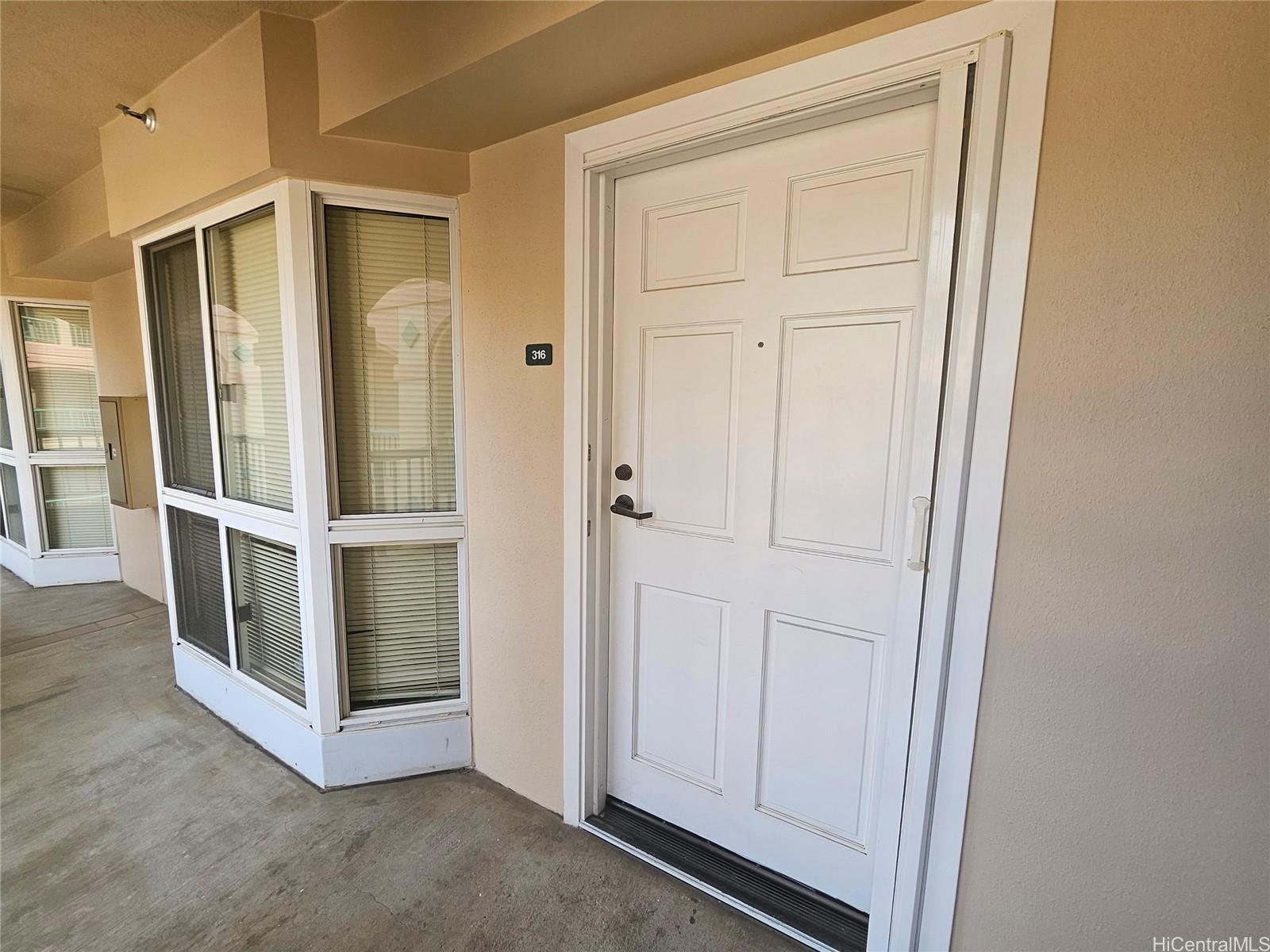 Country Club Village 3 condo # 316, Honolulu, Hawaii - photo 12 of 19