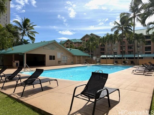 1090 Ala Napunani St Honolulu - Rental - photo 8 of 9