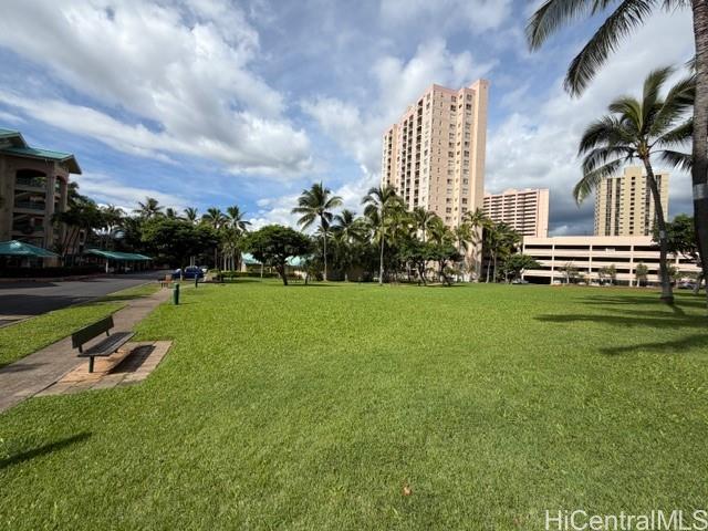 1090 Ala Napunani St Honolulu - Rental - photo 9 of 9