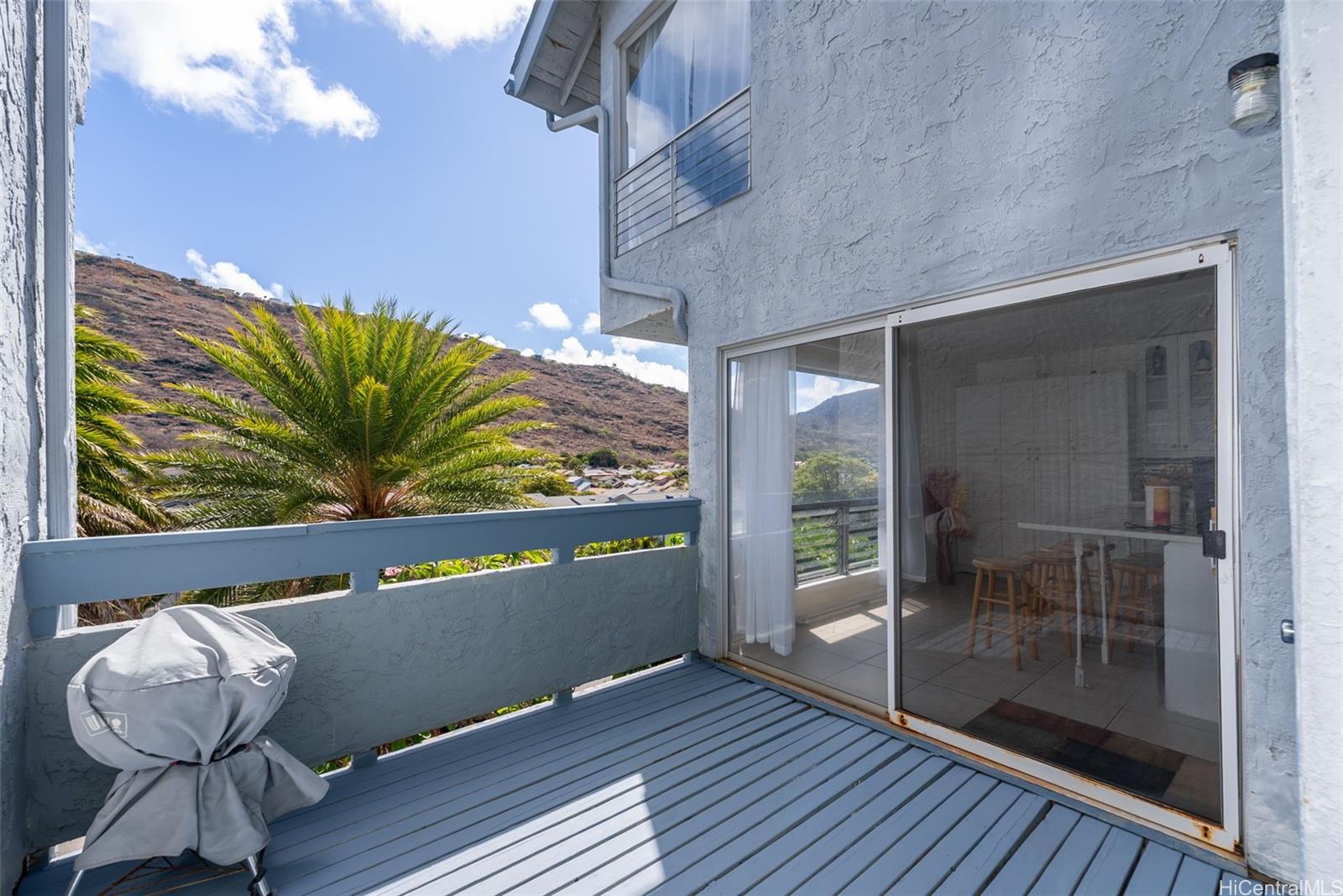 1090 Kumukumu Street townhouse # C, Honolulu, Hawaii - photo 14 of 19