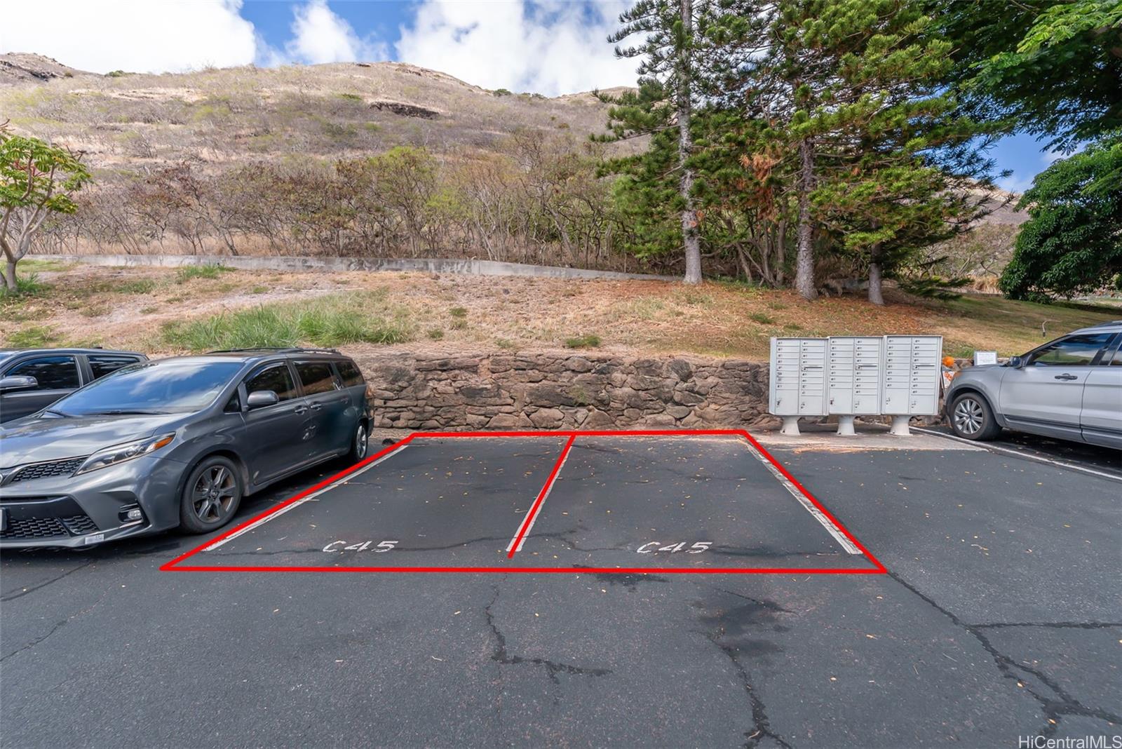 1090 Kumukumu Street townhouse # C, Honolulu, Hawaii - photo 17 of 19