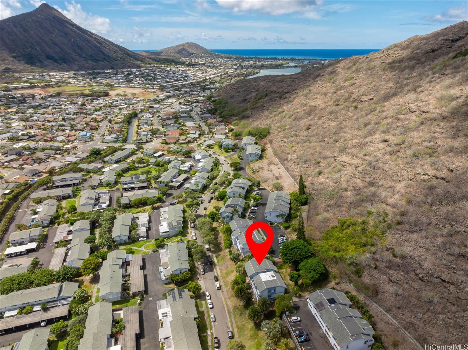 1090 Kumukumu Street townhouse # C, Honolulu, Hawaii - photo 18 of 19