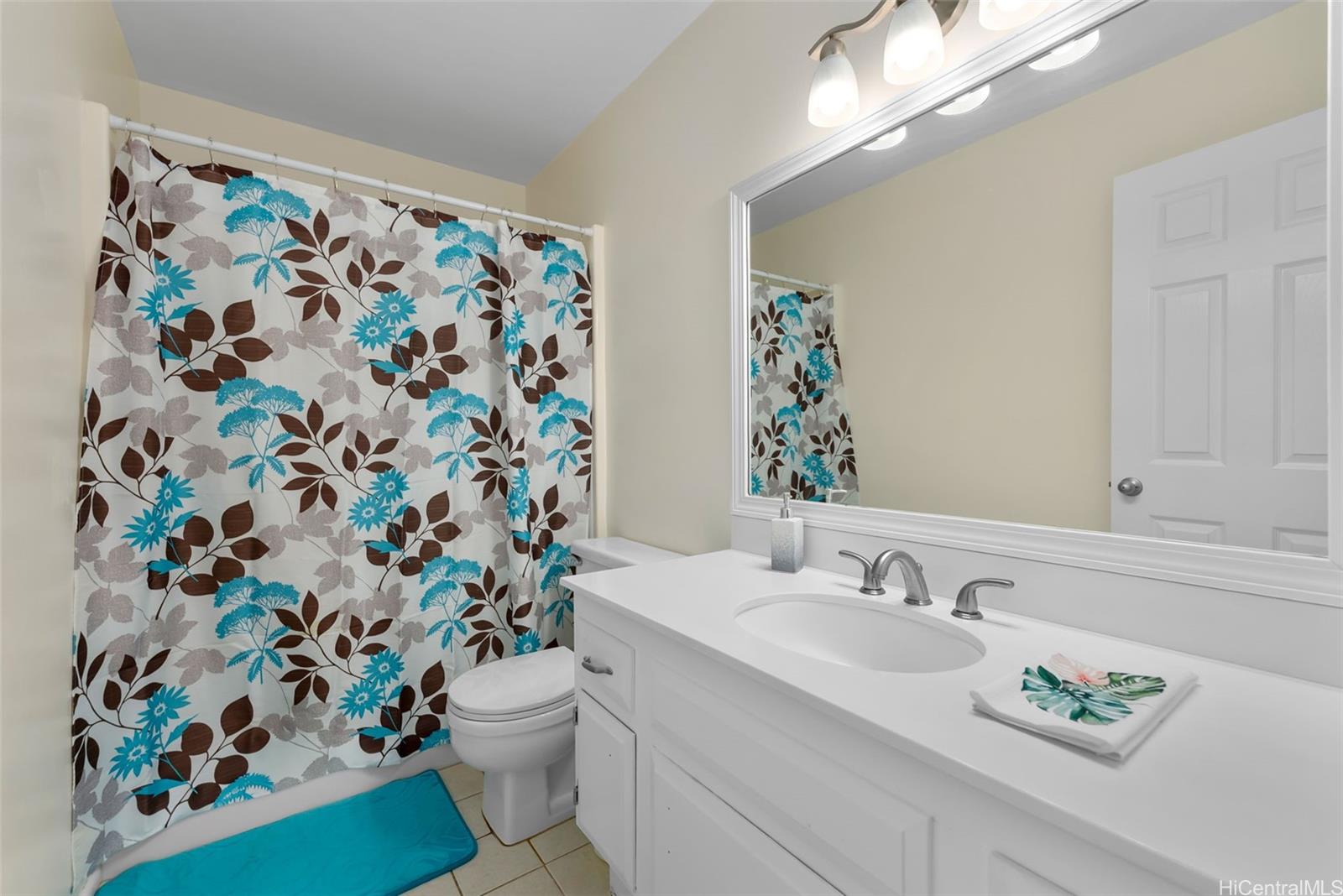 1090 Kumukumu Street townhouse # C, Honolulu, Hawaii - photo 10 of 19