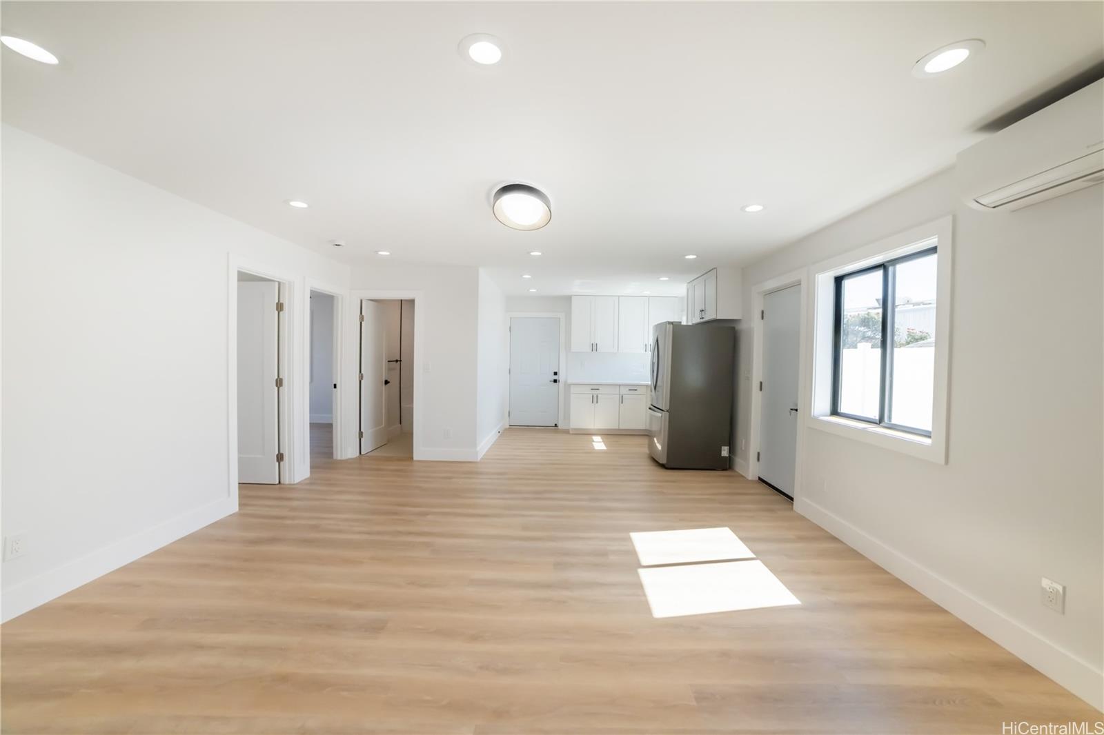 1091  Puu Alani Way Pearl City-upper, PearlCity home - photo 4 of 21