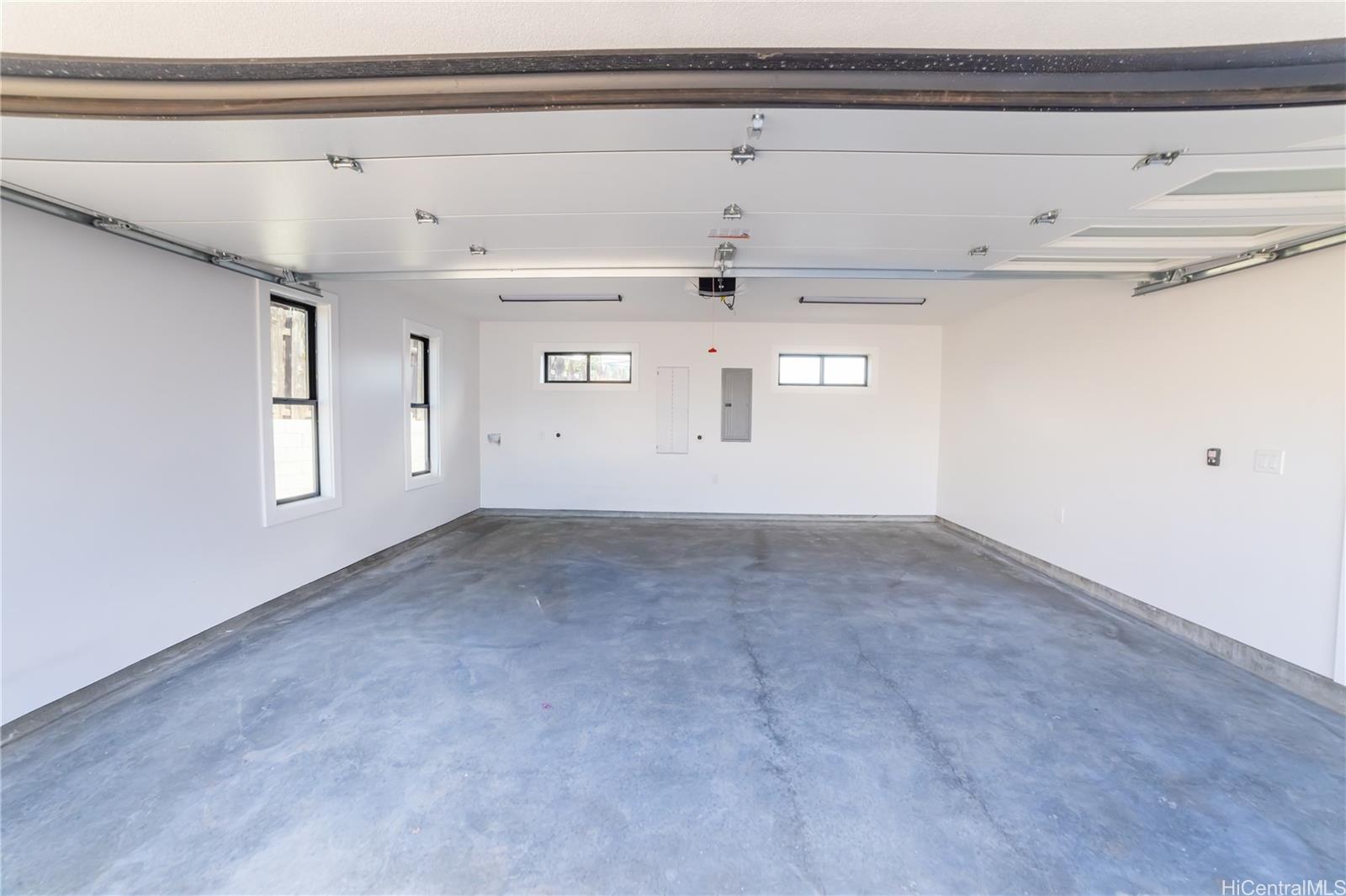 1091  Puu Alani Way Pearl City-upper, PearlCity home - photo 22 of 24