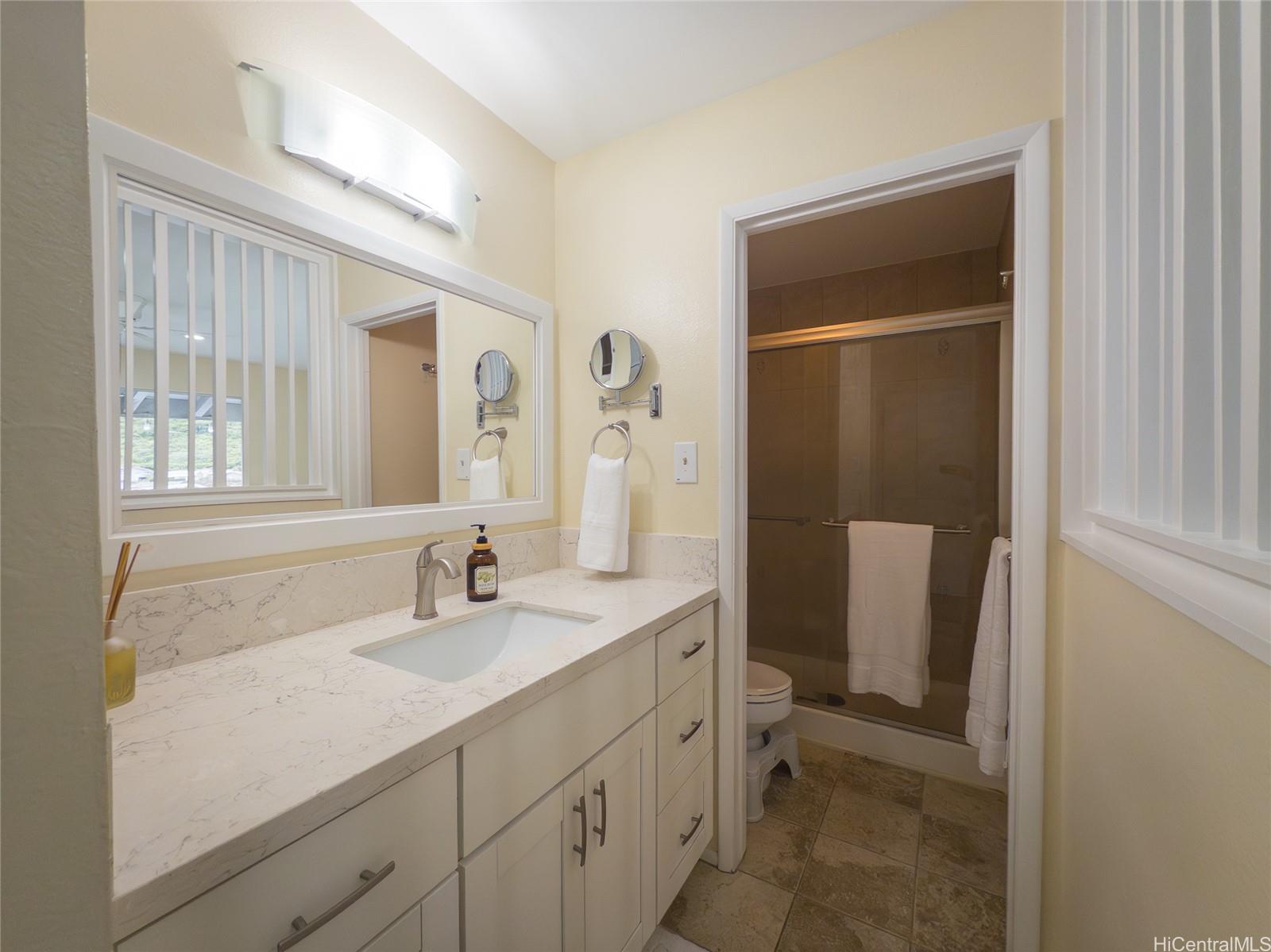 Mariners Village 3 condo # A, Honolulu, Hawaii - photo 11 of 21