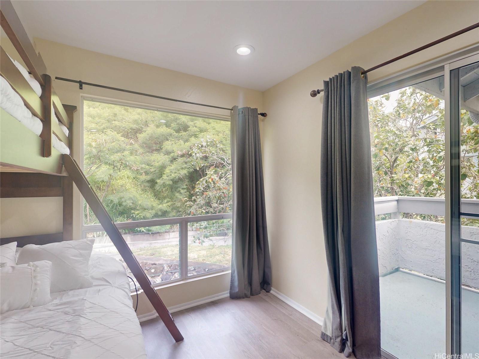 Mariners Village 3 condo # A, Honolulu, Hawaii - photo 12 of 21