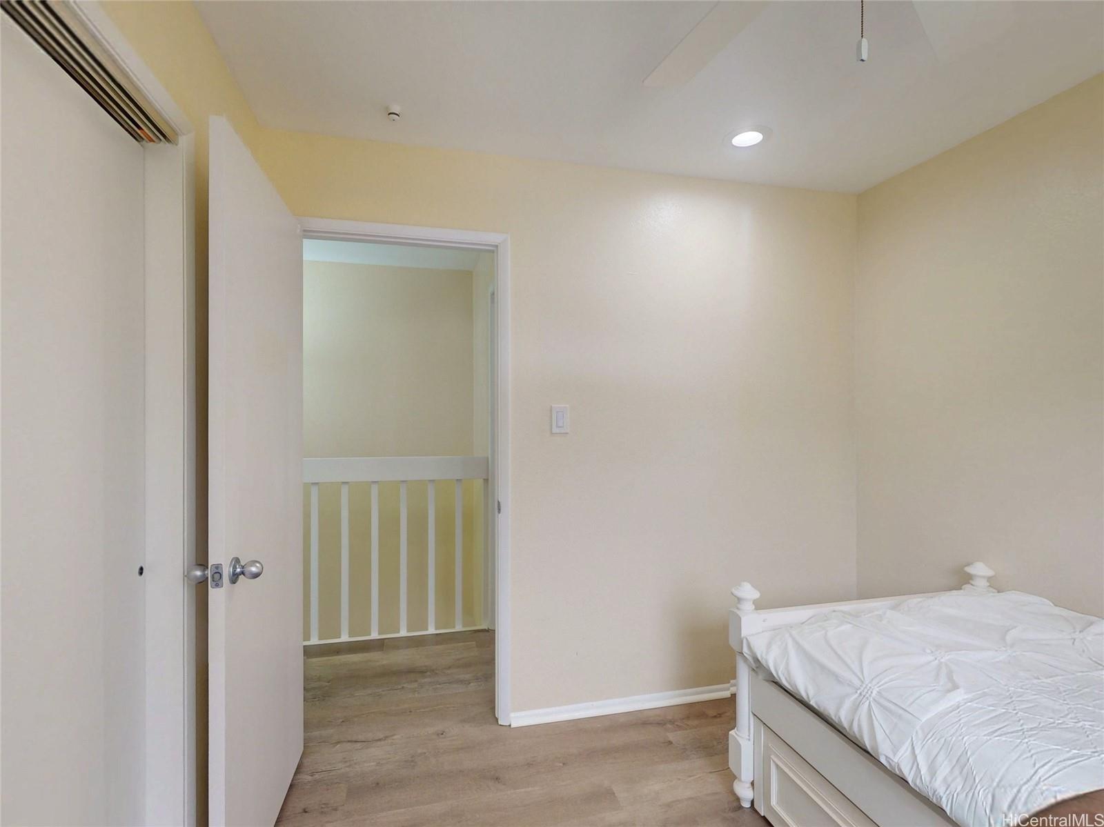 Mariners Village 3 condo # A, Honolulu, Hawaii - photo 15 of 21