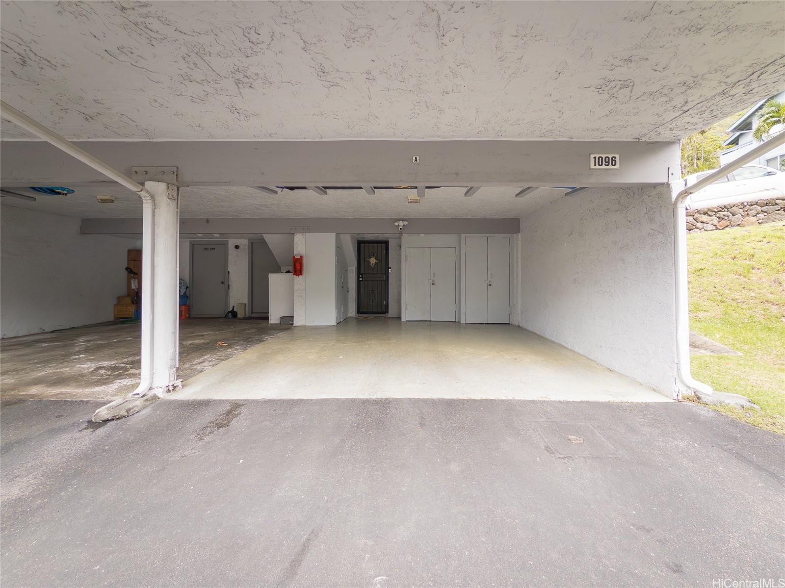 Mariners Village 3 condo # A, Honolulu, Hawaii - photo 18 of 21