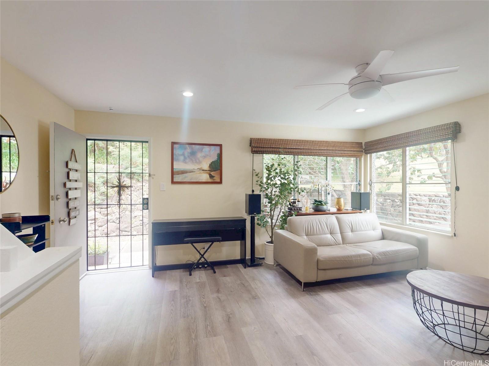 Mariners Village 3 condo # A, Honolulu, Hawaii - photo 3 of 21