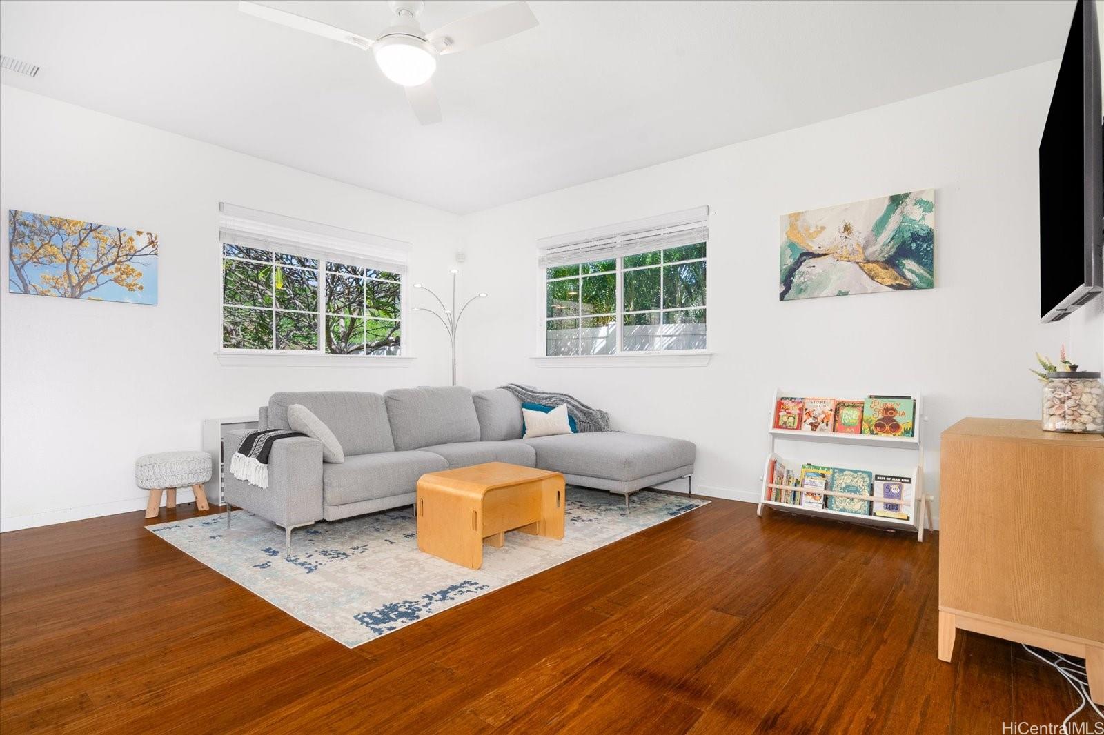1098  Kuekue Street Kamilo Nui, Hawaii Kai home - photo 10 of 24
