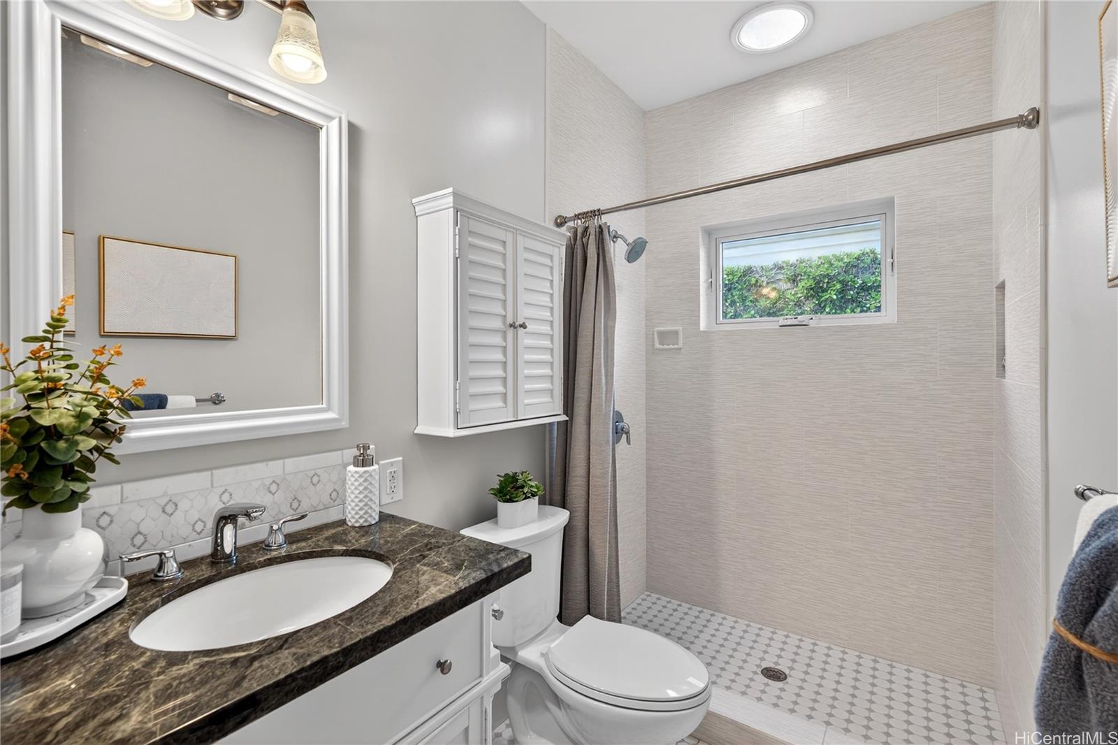 110  Kalaheo Ave Beachside, Kailua home - photo 24 of 25