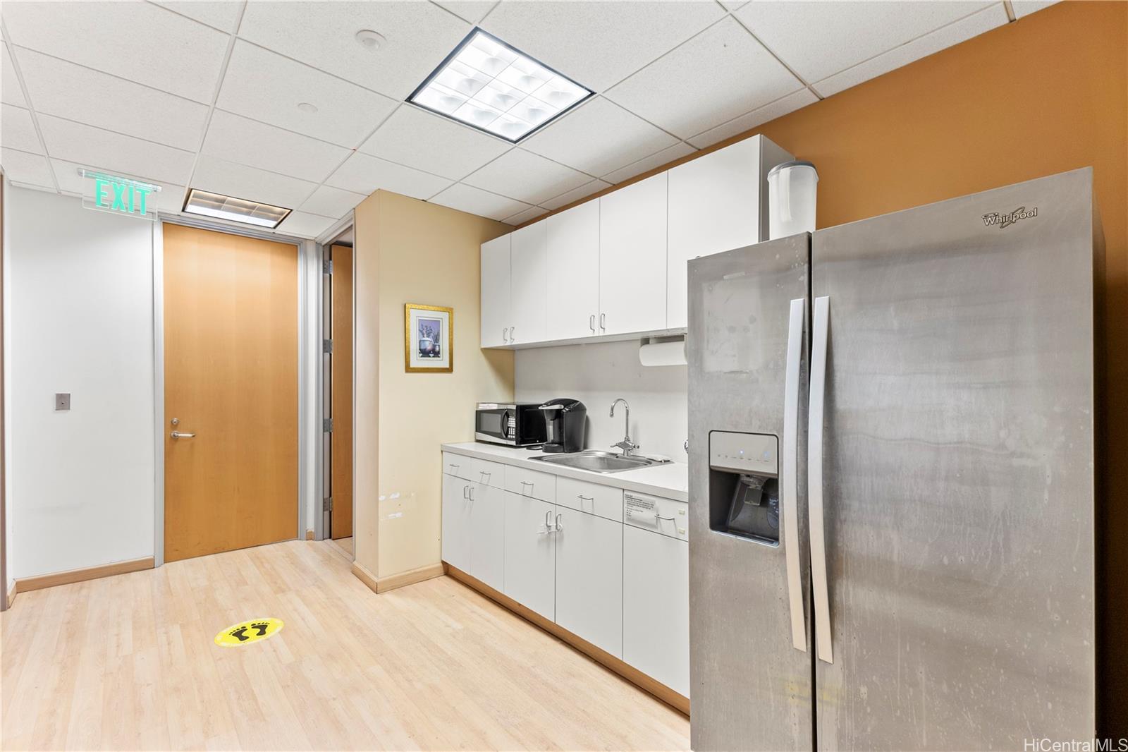 1100 Alakea Street Honolulu Oahu commercial real estate photo11 of 25