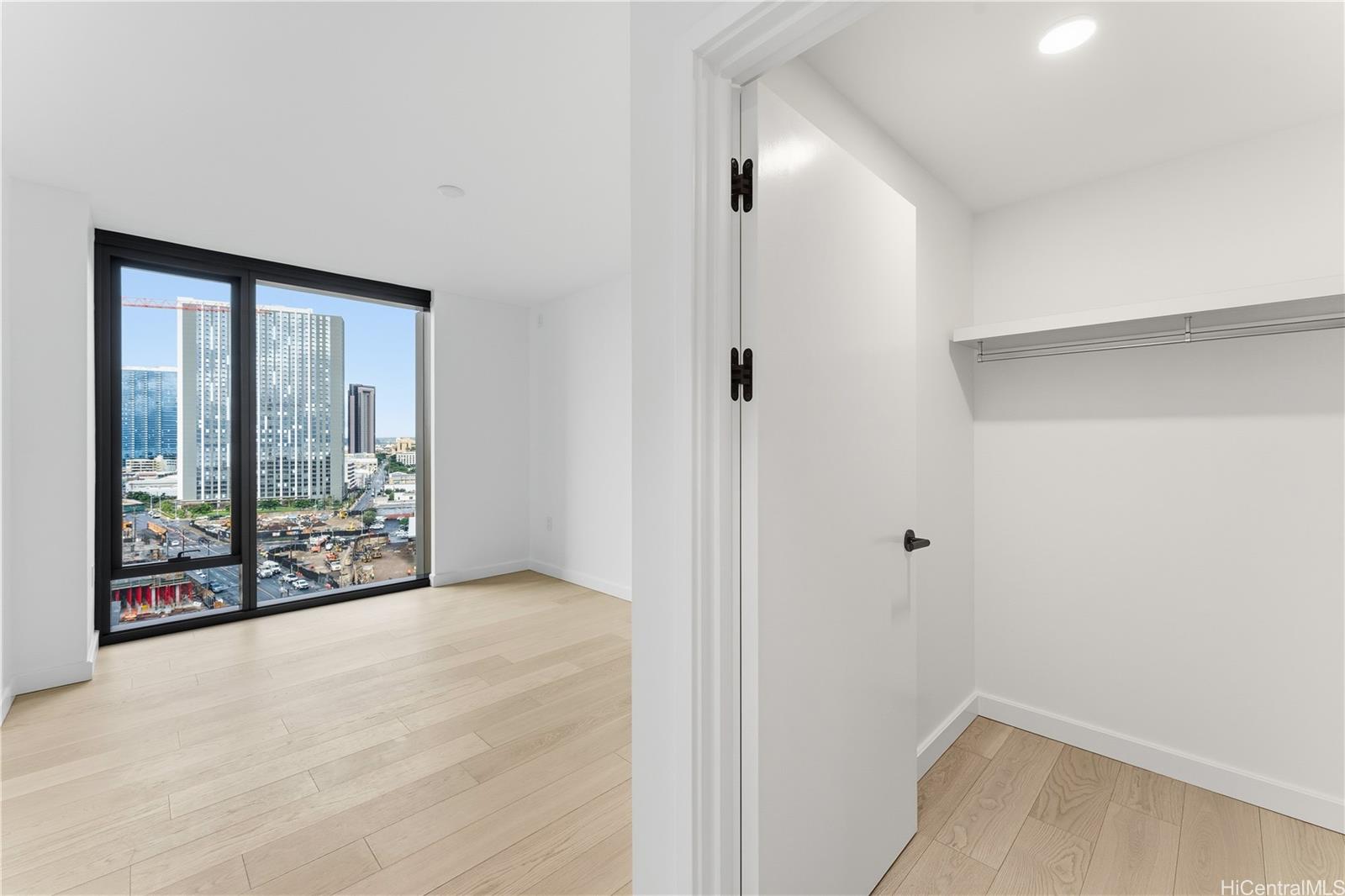 Victoria Place condo # 1207, Honolulu, Hawaii - photo 13 of 20