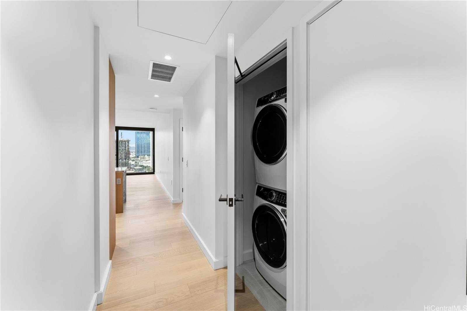 Victoria Place condo # 1207, Honolulu, Hawaii - photo 8 of 20