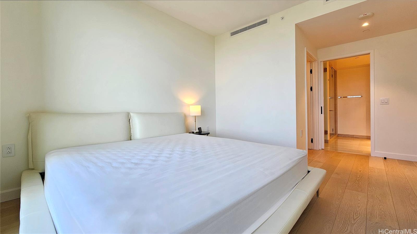 1100 Ala Moana Blvd Honolulu - Rental - photo 11 of 25