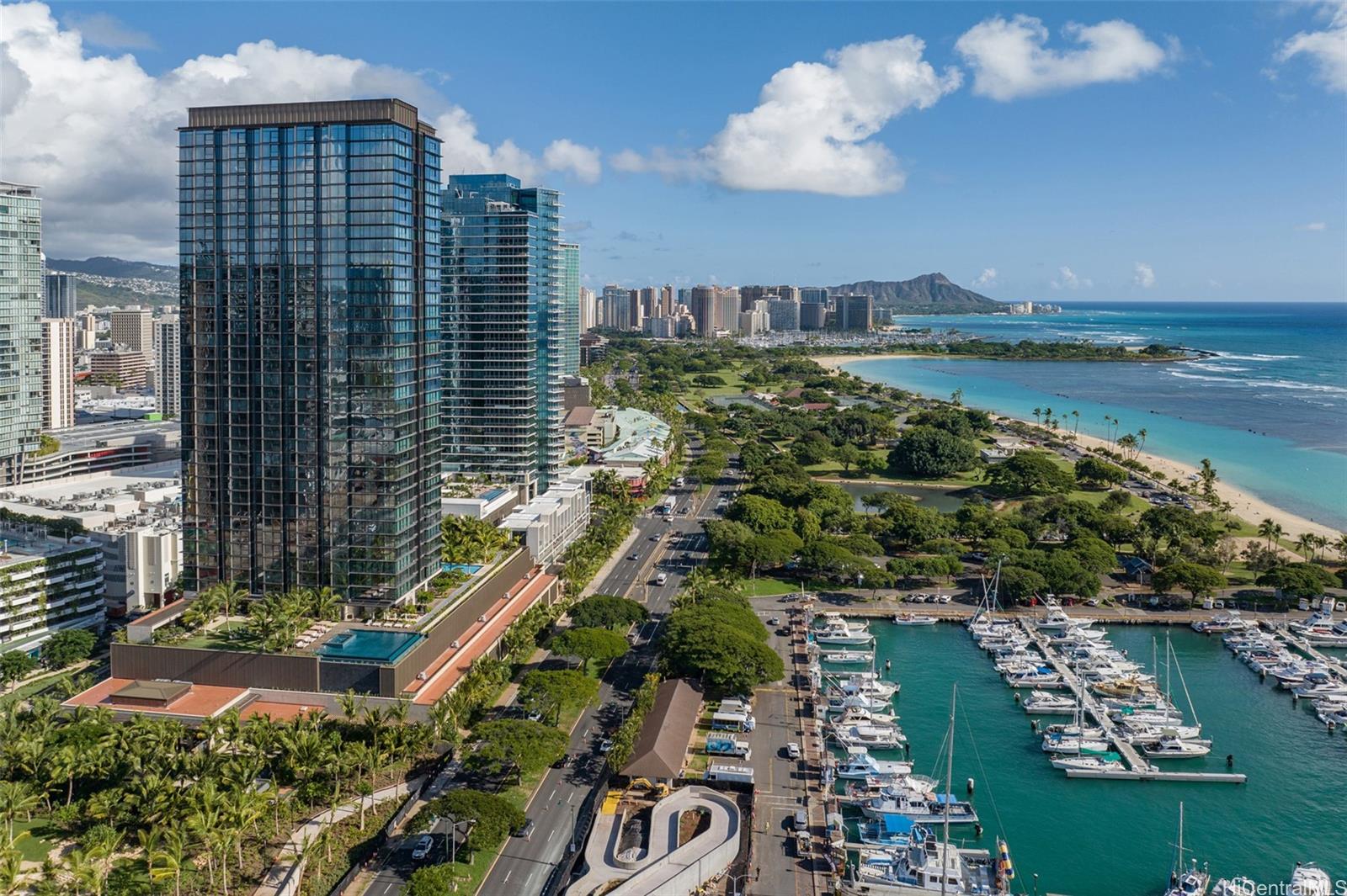 Victoria Place condo # 1400/1402, Honolulu, Hawaii - photo 15 of 25