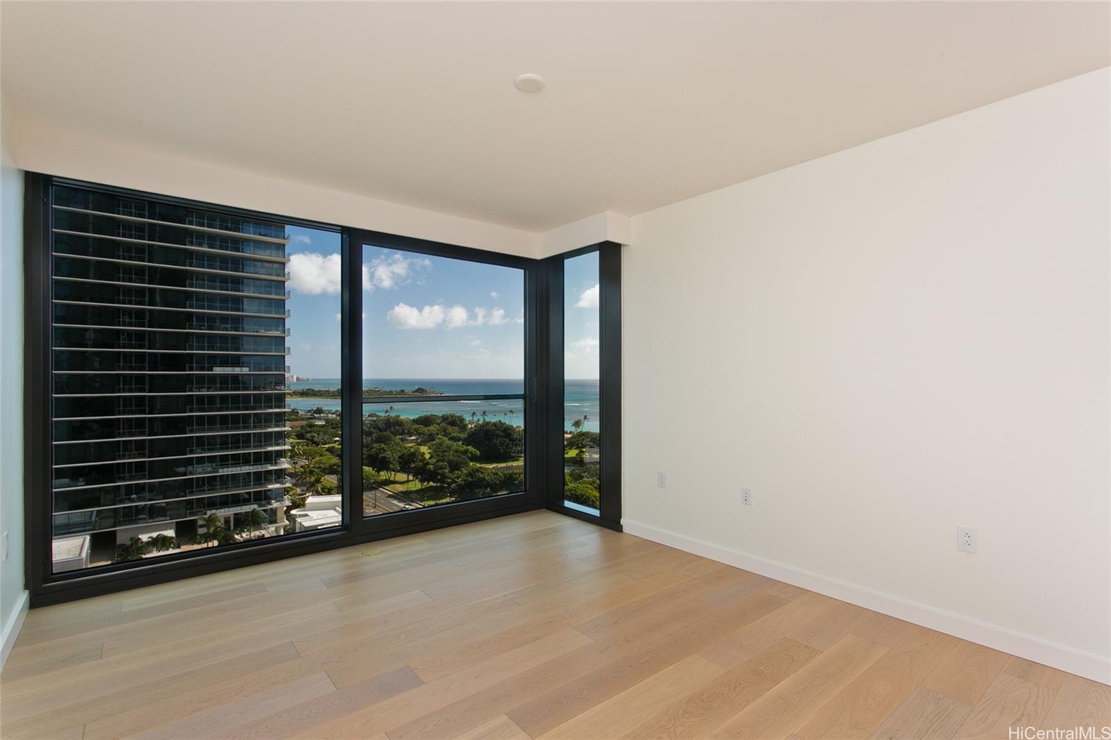 1100 Ala Moana Blvd Honolulu - Rental - photo 4 of 22