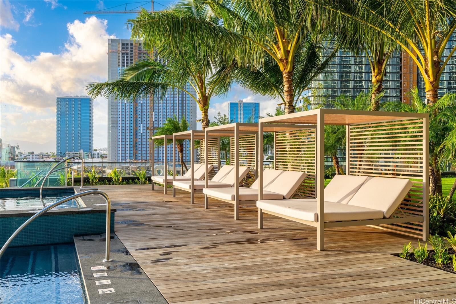 Victoria Place condo # 1707, Honolulu, Hawaii - photo 18 of 25