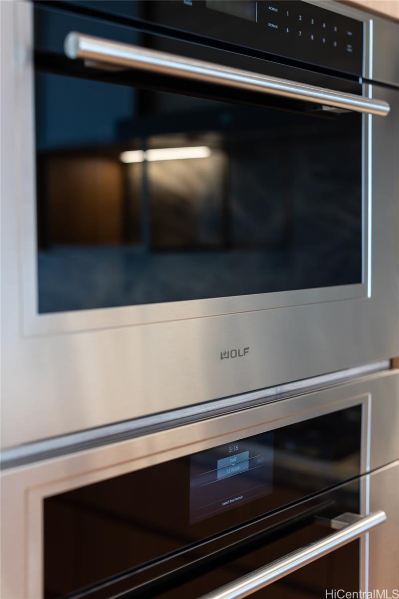 Victoria Place condo # 1707, Honolulu, Hawaii - photo 4 of 25