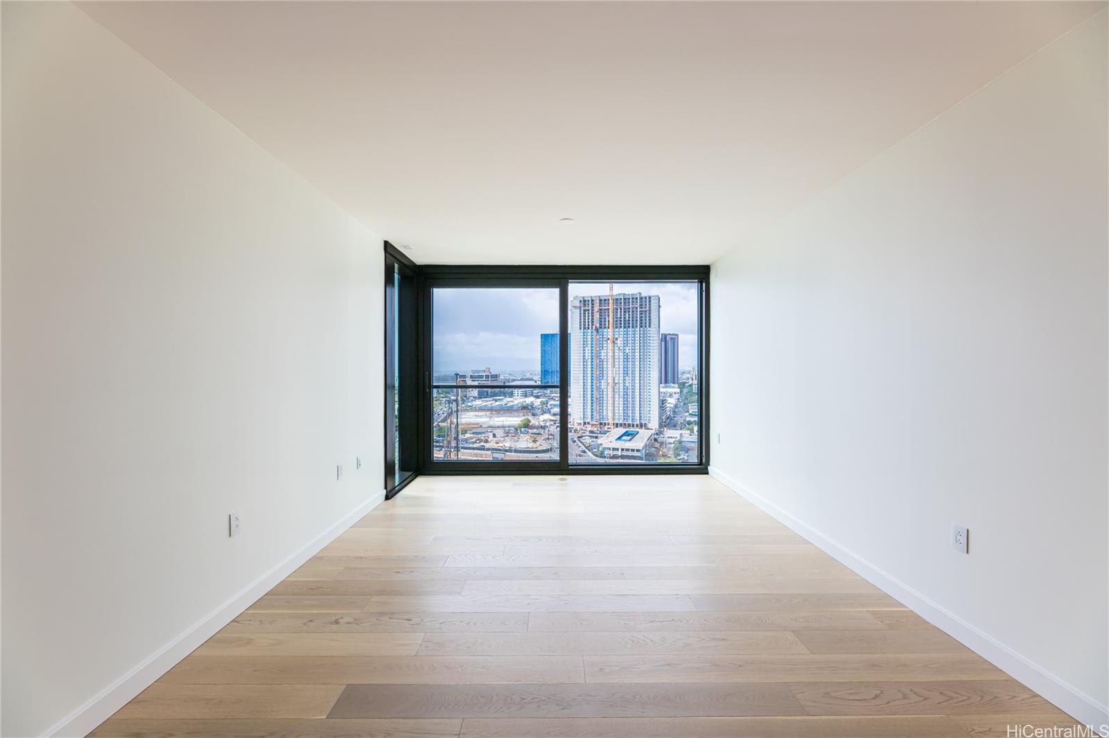 Victoria Place condo # 1707, Honolulu, Hawaii - photo 7 of 25