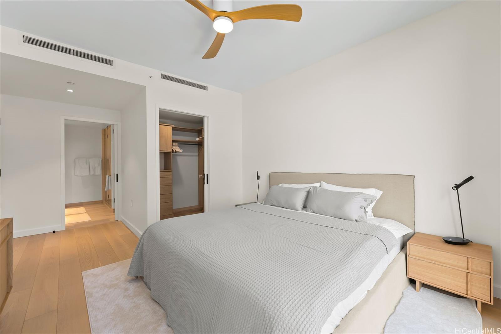 Victoria Place condo # 1710, Honolulu, Hawaii - photo 12 of 25