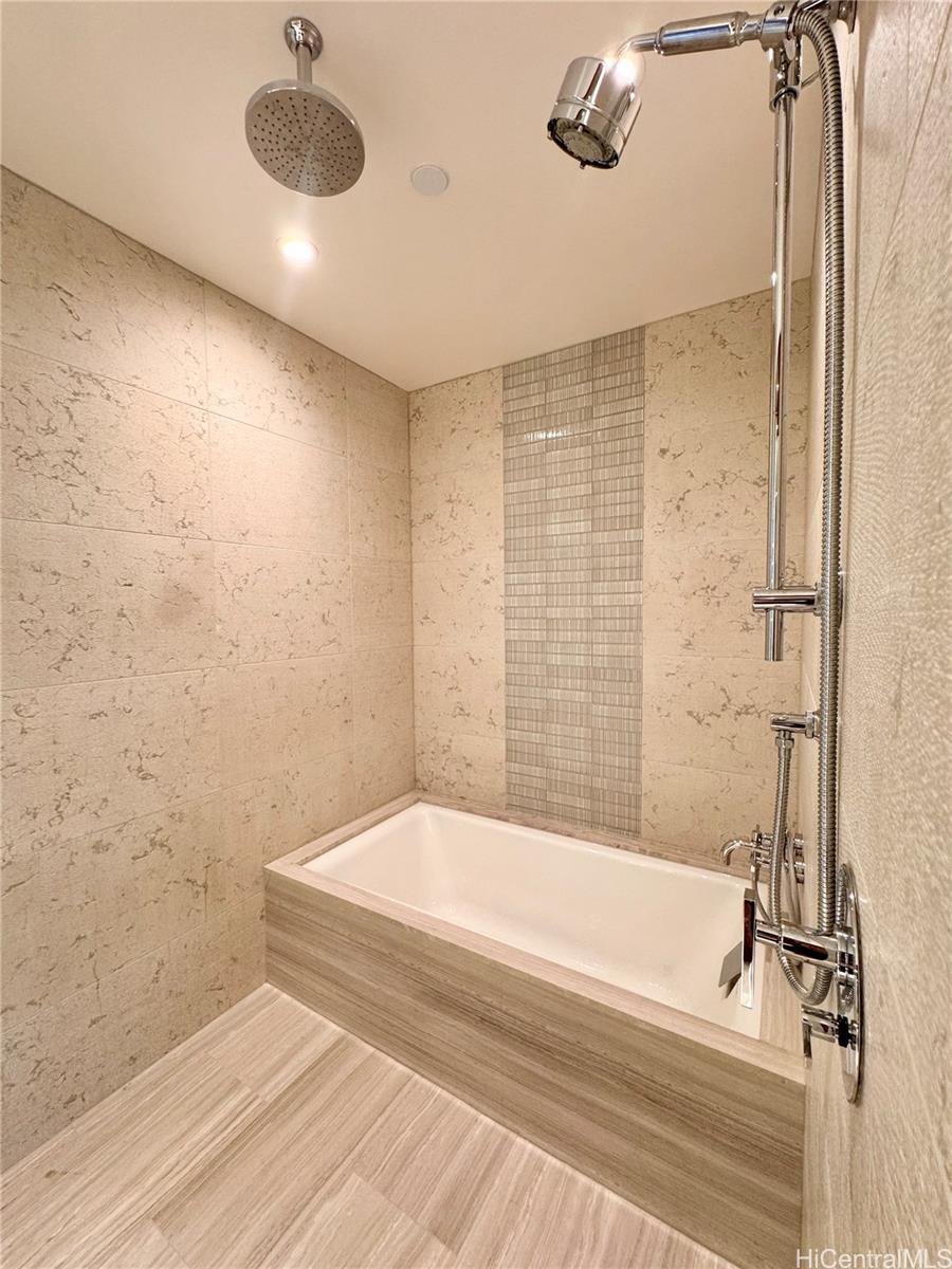 Victoria Place condo # 1710, Honolulu, Hawaii - photo 14 of 25