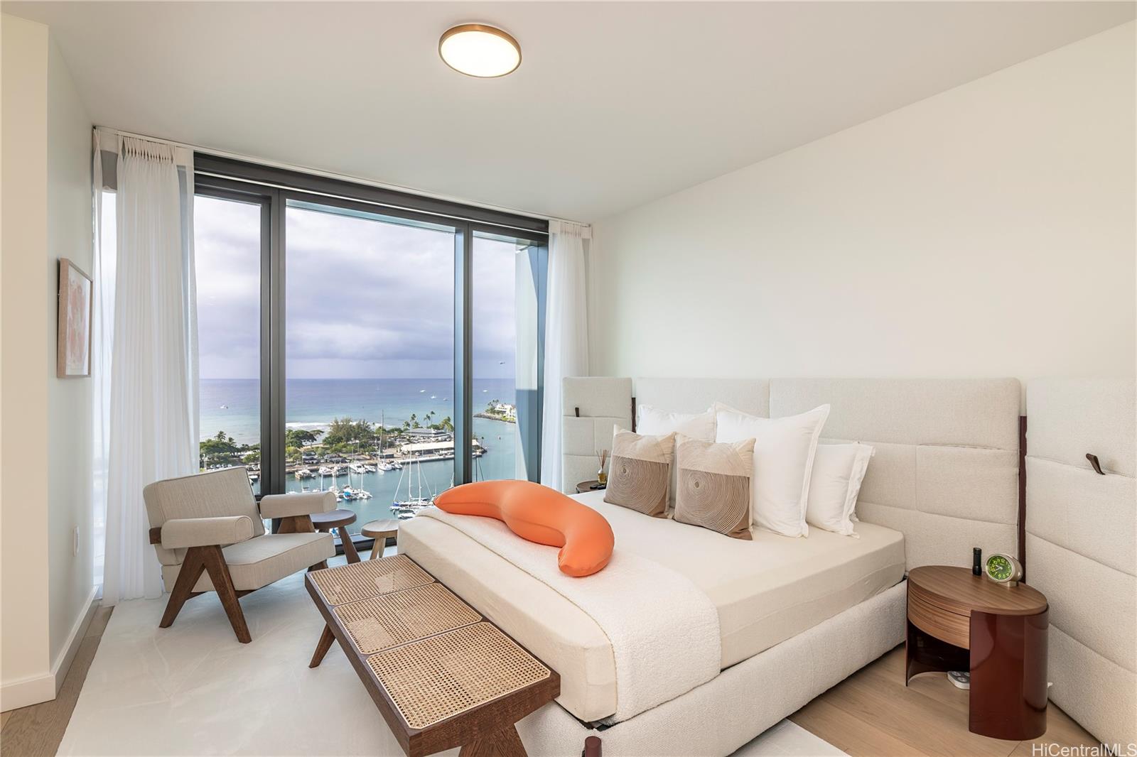 Victoria Place condo # 1800, Honolulu, Hawaii - photo 5 of 11