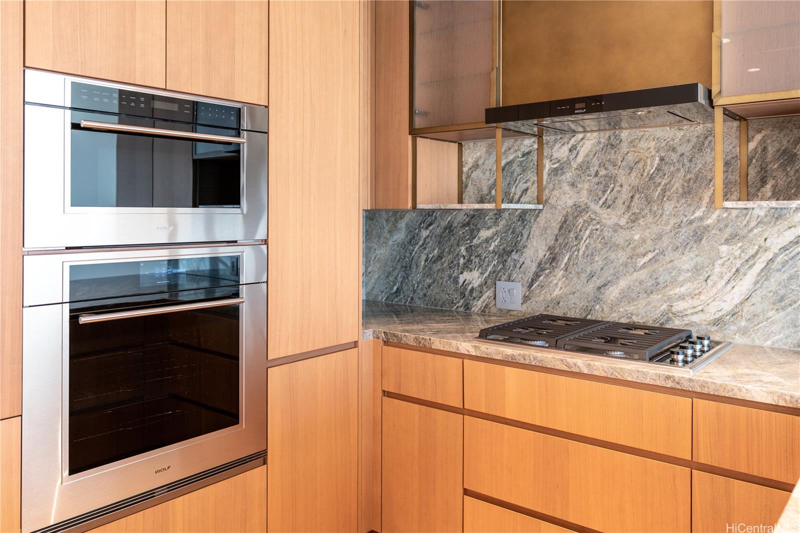 Victoria Place condo # 1905, Honolulu, Hawaii - photo 8 of 15