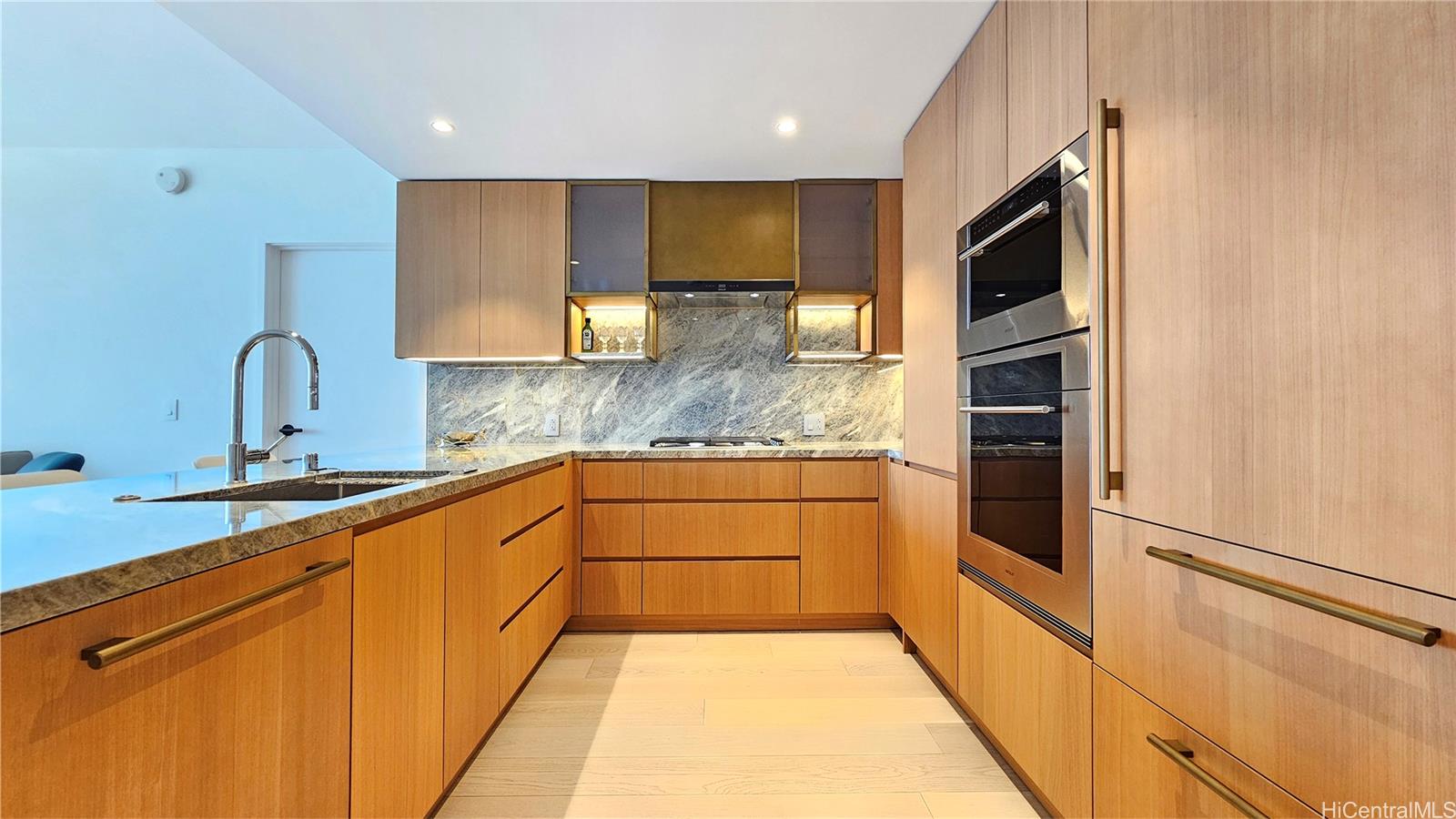 1100 Ala Moana Blvd Honolulu - Rental - photo 6 of 24