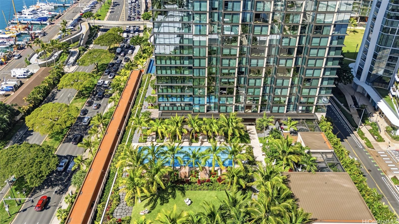 Victoria Place condo # 2006, Honolulu, Hawaii - photo 22 of 25