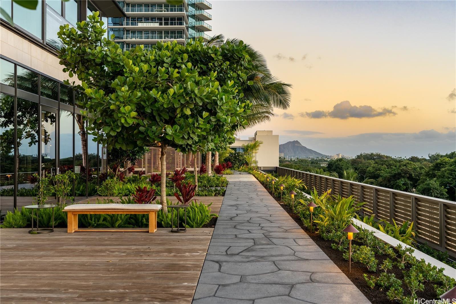 Victoria Place condo # 2103, Honolulu, Hawaii - photo 20 of 24