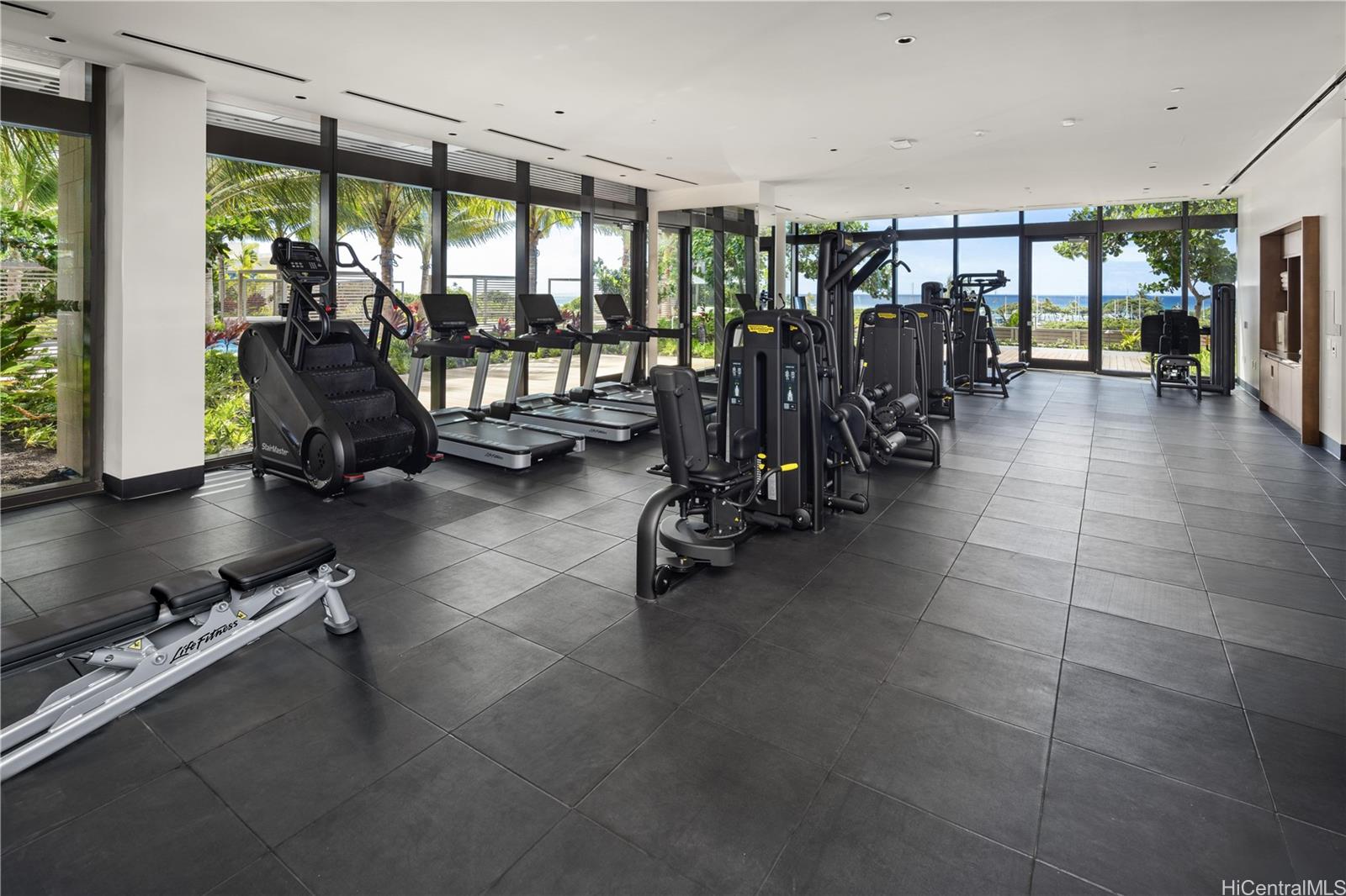 Victoria Place condo # 2506, Honolulu, Hawaii - photo 20 of 25