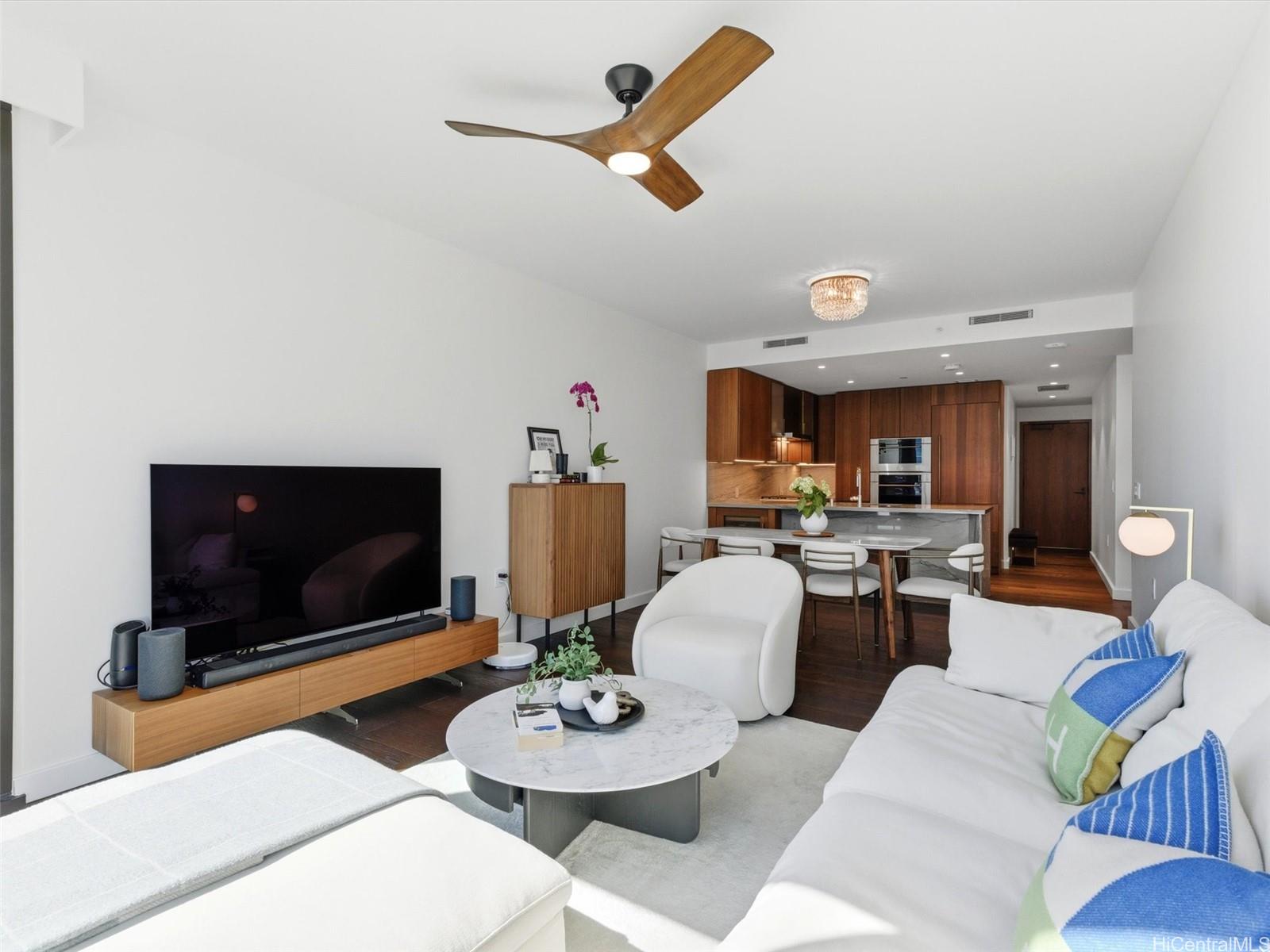 Victoria Place condo # 2506, Honolulu, Hawaii - photo 5 of 25