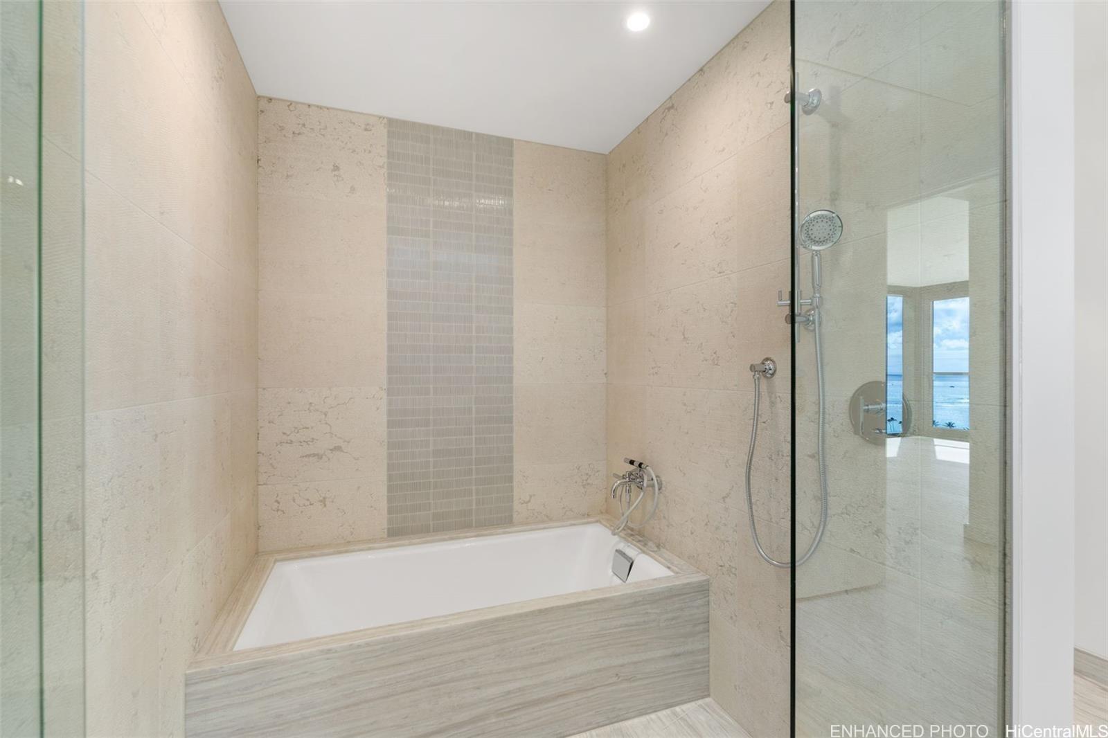 1100 Ala Moana Blvd Honolulu - Rental - photo 6 of 16