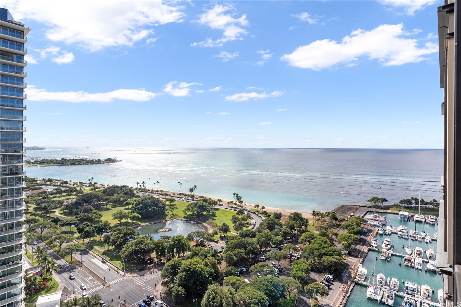 Victoria Place condo # 2606, Honolulu, Hawaii - photo 3 of 21