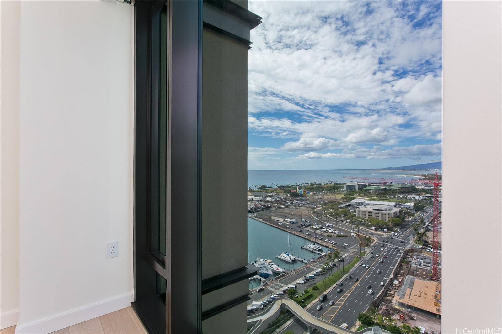 1100 Ala Moana Blvd Honolulu - Rental - photo 8 of 25