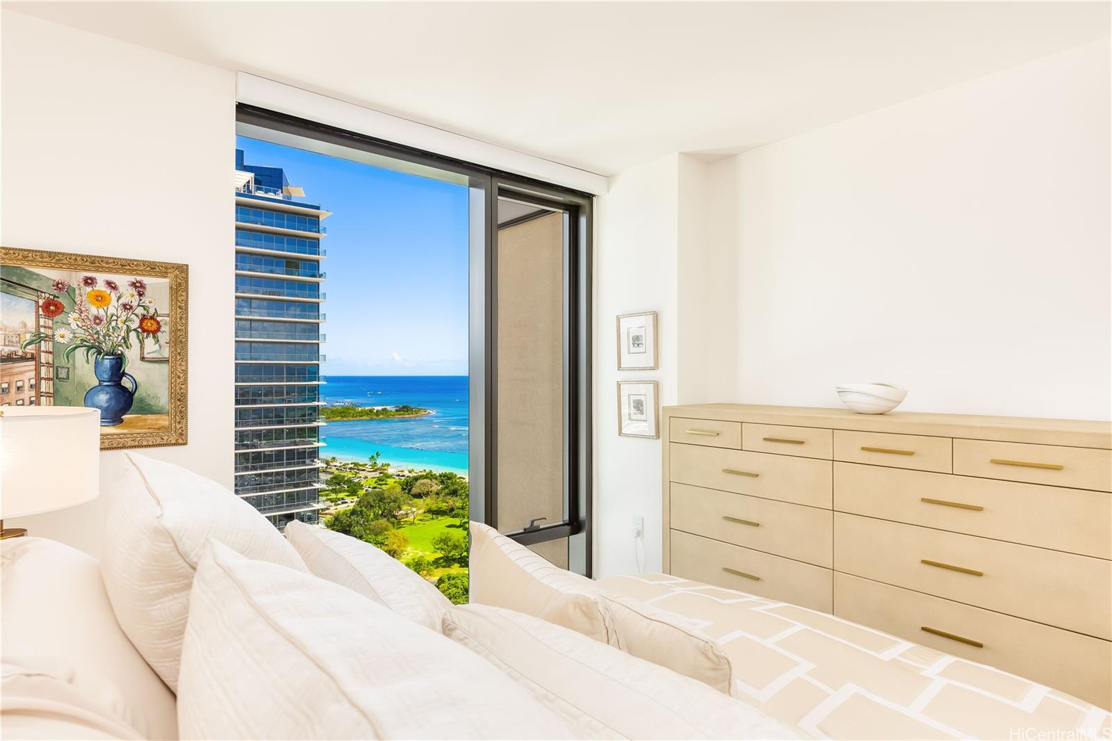 Victoria Place condo # 2908, Honolulu, Hawaii - photo 11 of 22