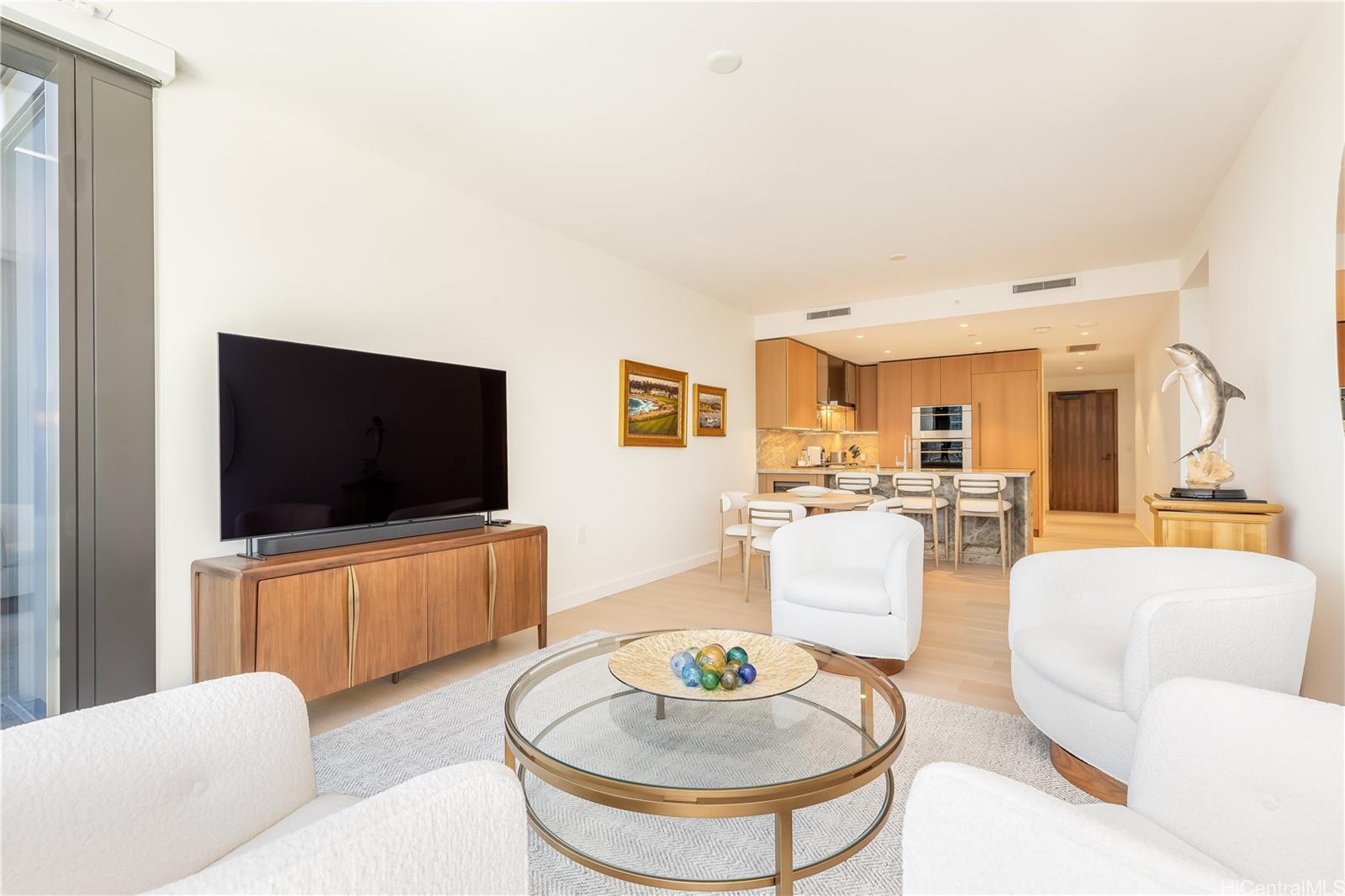 Victoria Place condo # 2908, Honolulu, Hawaii - photo 8 of 22