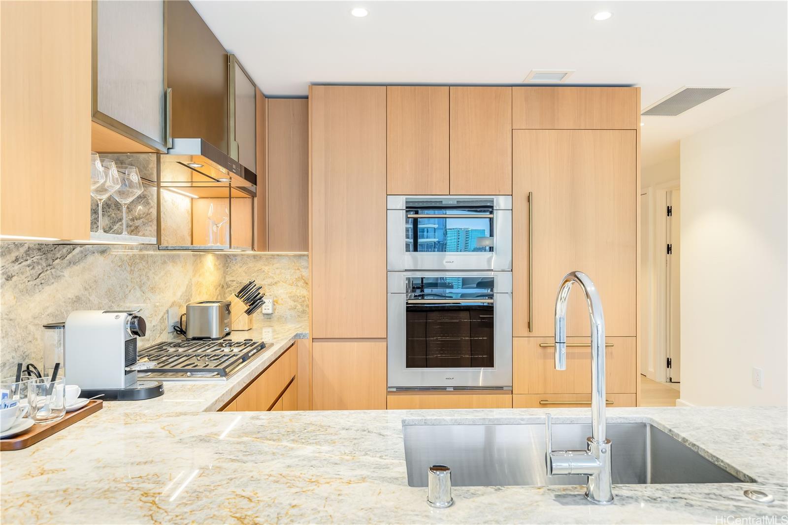 Victoria Place condo # 2908, Honolulu, Hawaii - photo 10 of 22