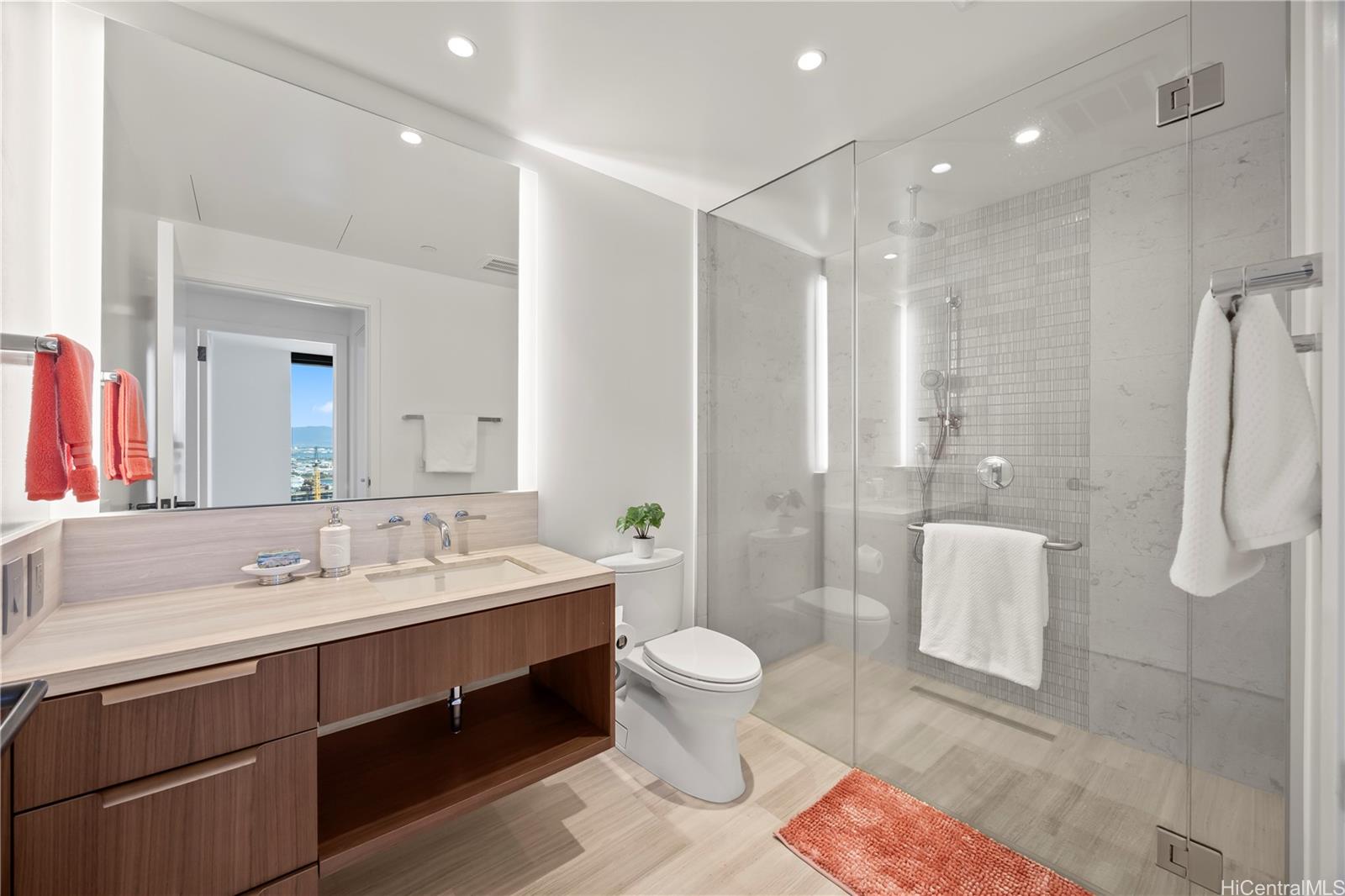 Victoria Place condo # 3303, Honolulu, Hawaii - photo 18 of 24