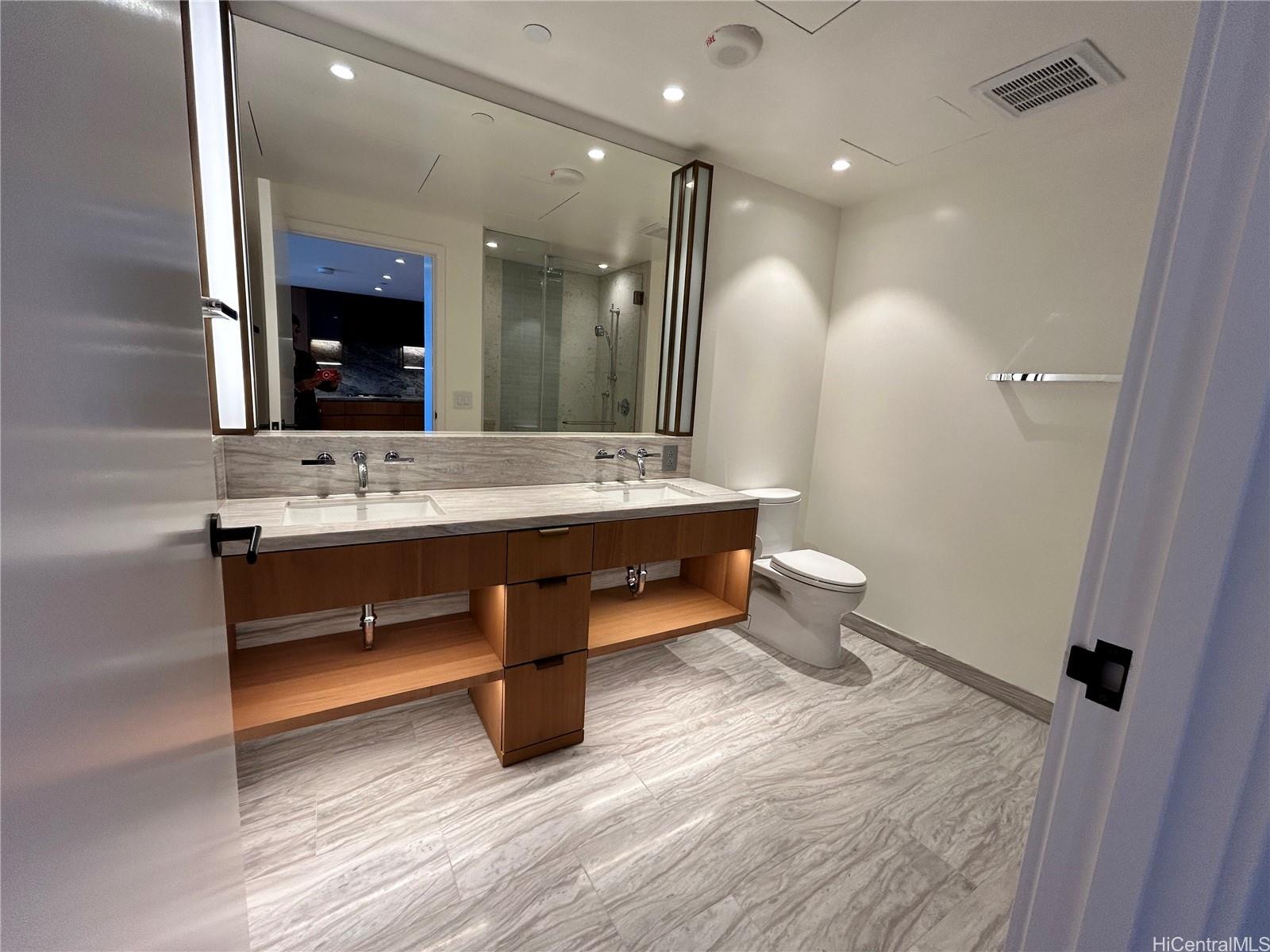 1100 Ala Moana Blvd Honolulu - Rental - photo 11 of 12