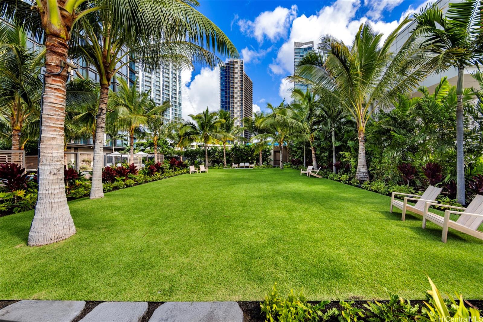 Victoria Place condo # 3407, Honolulu, Hawaii - photo 14 of 18