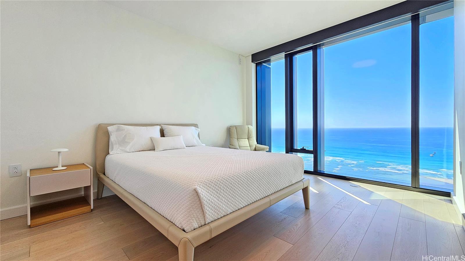 Victoria Place condo # 3601, Honolulu, Hawaii - photo 11 of 25